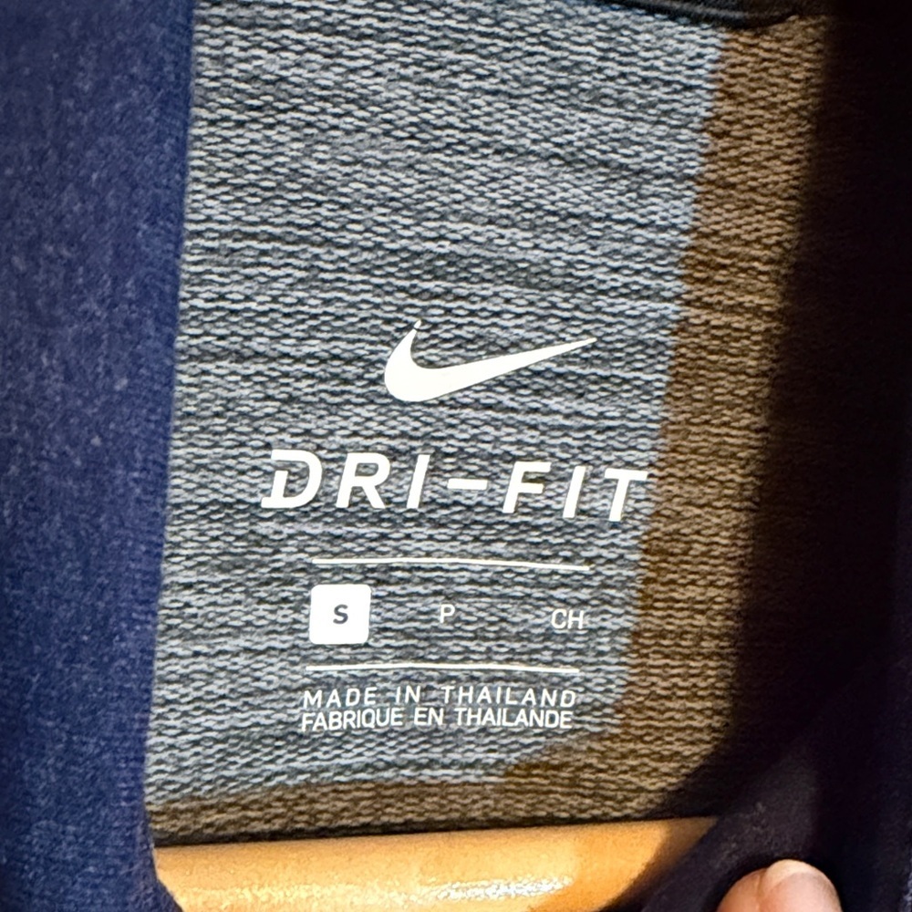 Nike Men’s Dri-FIT Blue 1/2 Zip Top- Small - Picture 2 of 8